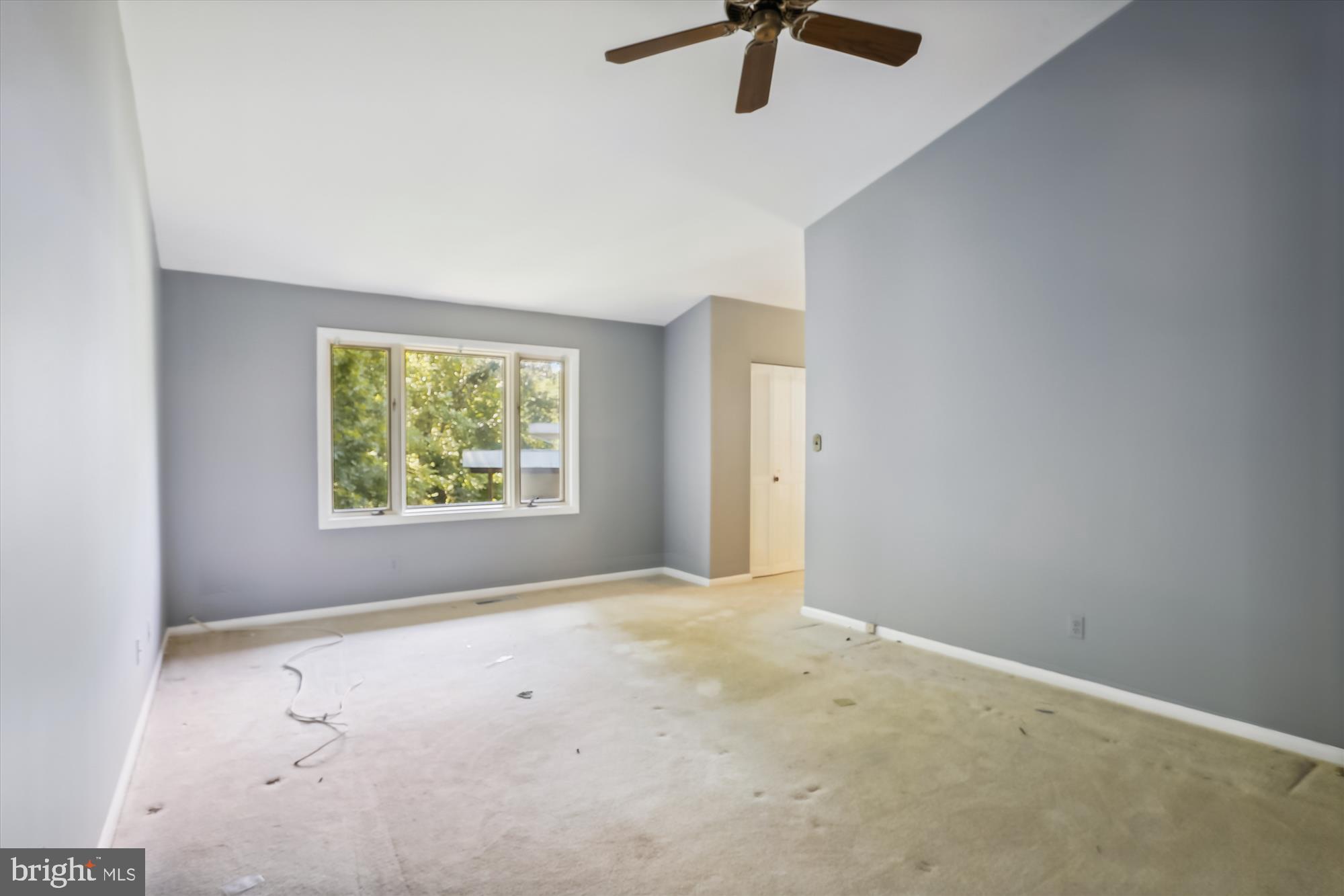 6504 Ridgeway Drive Springfield, VA 22150 - Photo 35 of 50 Upper Level, Owner's Bedroom