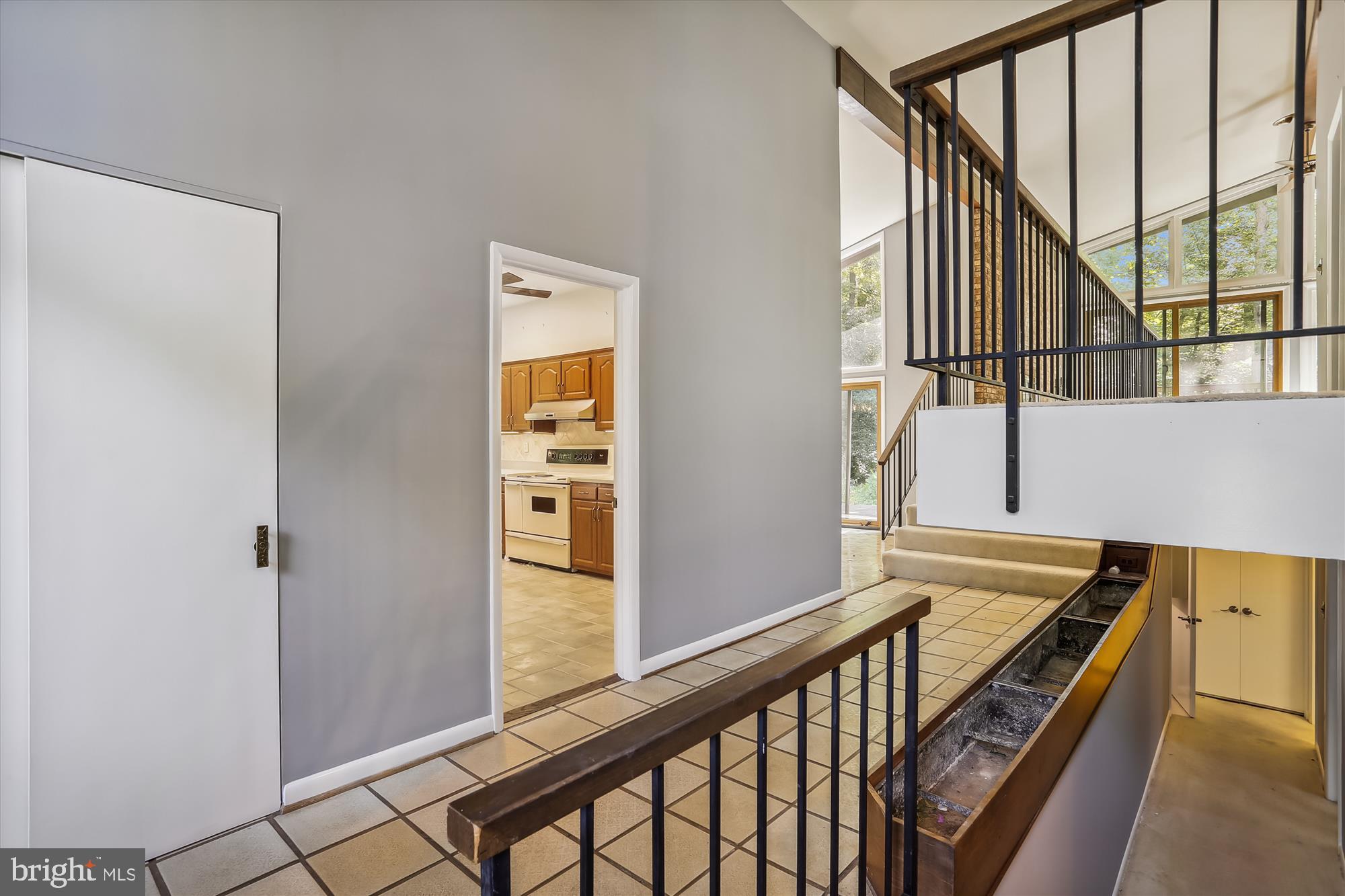 6504 Ridgeway Drive Springfield, VA 22150 - Photo 9 of 50 Entrance