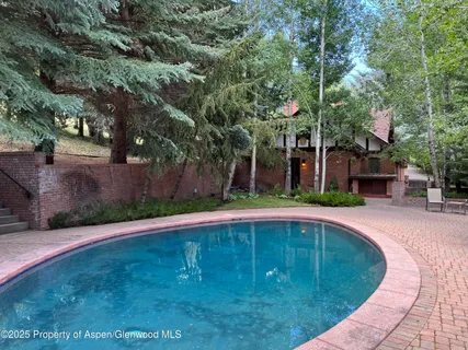 a view of outdoor space yard and patio