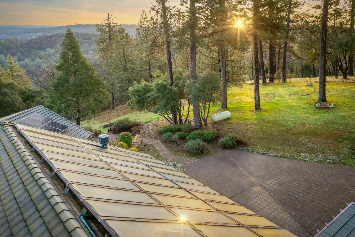 20990 Tiger Tail Road Grass Valley, CA 95949 - Photo 83 of 99