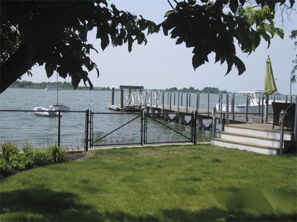 19 Beach Road Hingham, MA 02043 - Photo 1 of 25 Gallery Image 1