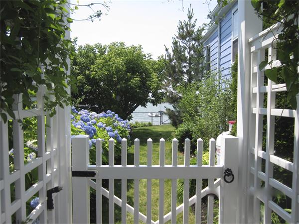19 Beach Road Hingham, MA 02043 - Photo 2 of 25 Gallery Image 2