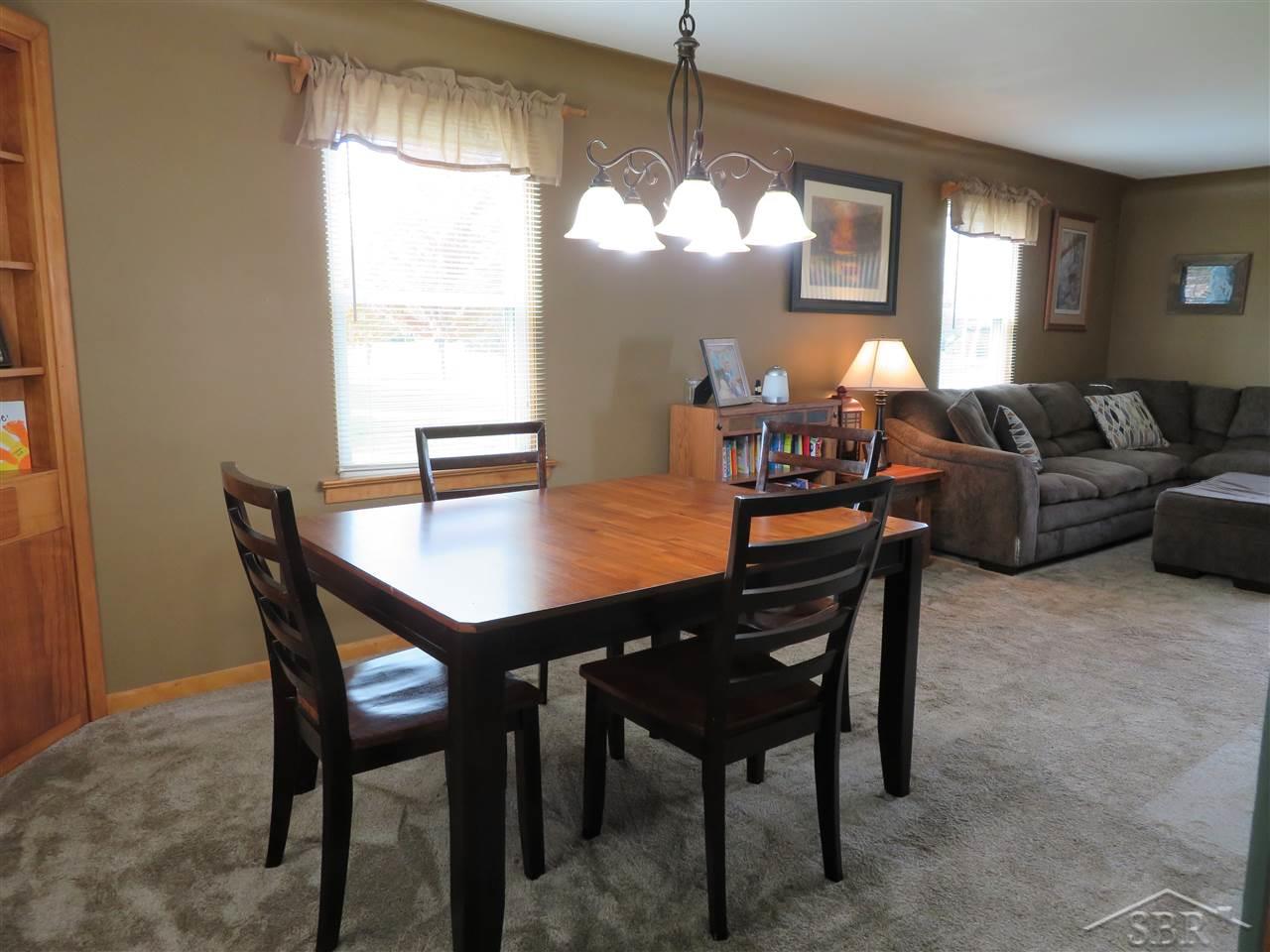 13539 Geddes Road Hemlock, MI 48626 - Photo 8 of 21 31363763-7.JPG