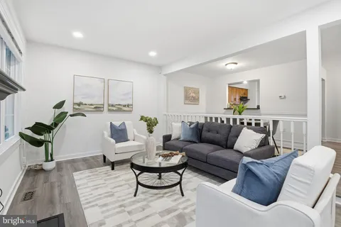 $440,000 | 19517 White Saddle Drive, Germantown, MD 20874