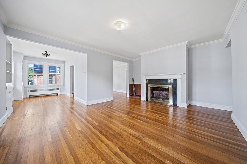 54 Crosby Road, Unit 2 Chestnut Hill, MA 02467 - Photo 3 of 22