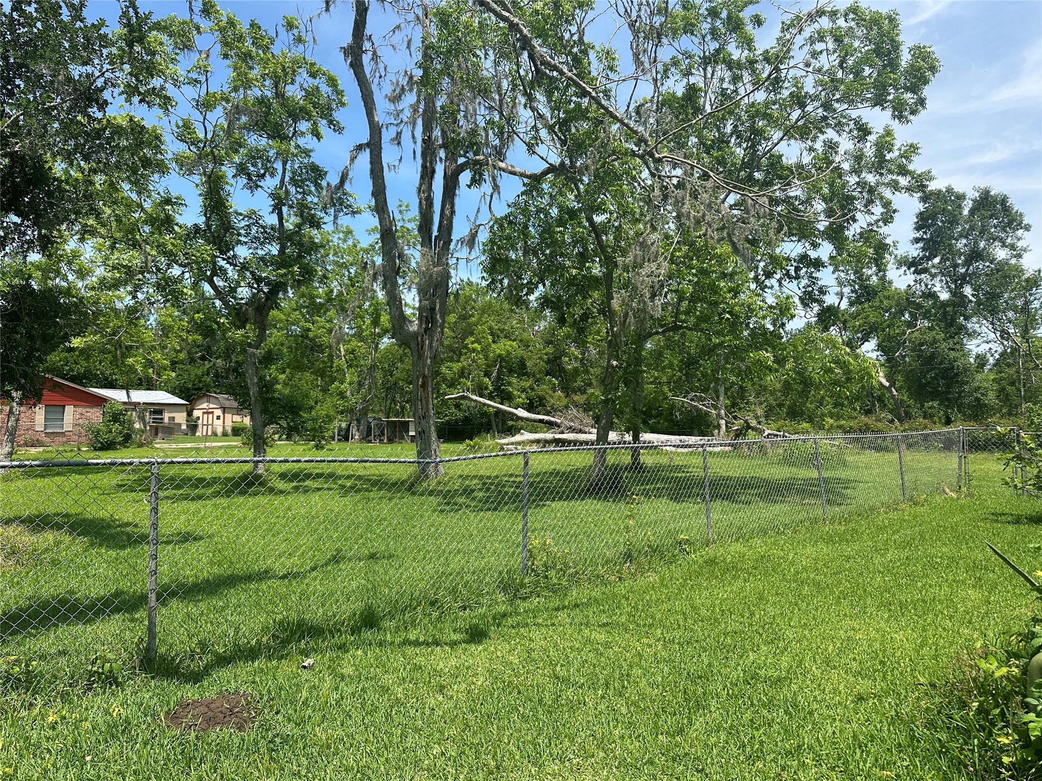 112 Raven Street Clute, TX 77531 - Photo 33 of 33