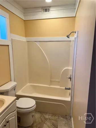 $2,000 | 911 Crosby Street, Savannah, GA 31415