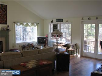 1433 Newman Road Pennsburg, PA 18073 - Photo 4 of 9 Family Room