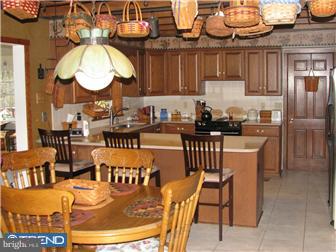 1433 Newman Road Pennsburg, PA 18073 - Photo 6 of 9 Kitchen
