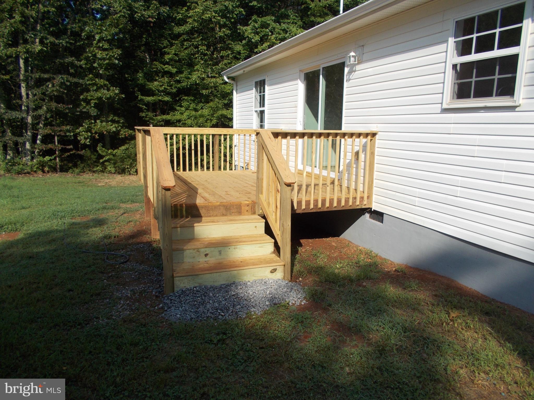 321 White Walnut Road Louisa, VA 23093 - Photo 26 of 30 Exterior (Rear)
