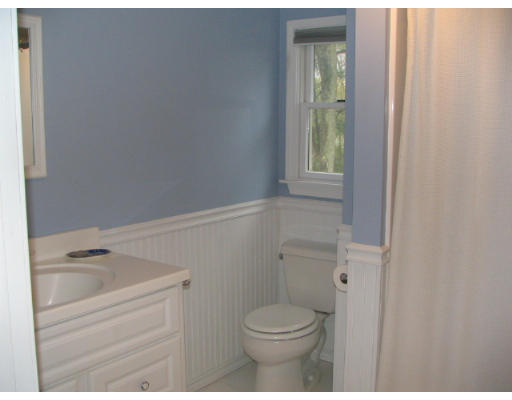 536 Potter Road Framingham, MA 01701 - Photo 4 of 12 a bathroom with a toilet and a sink