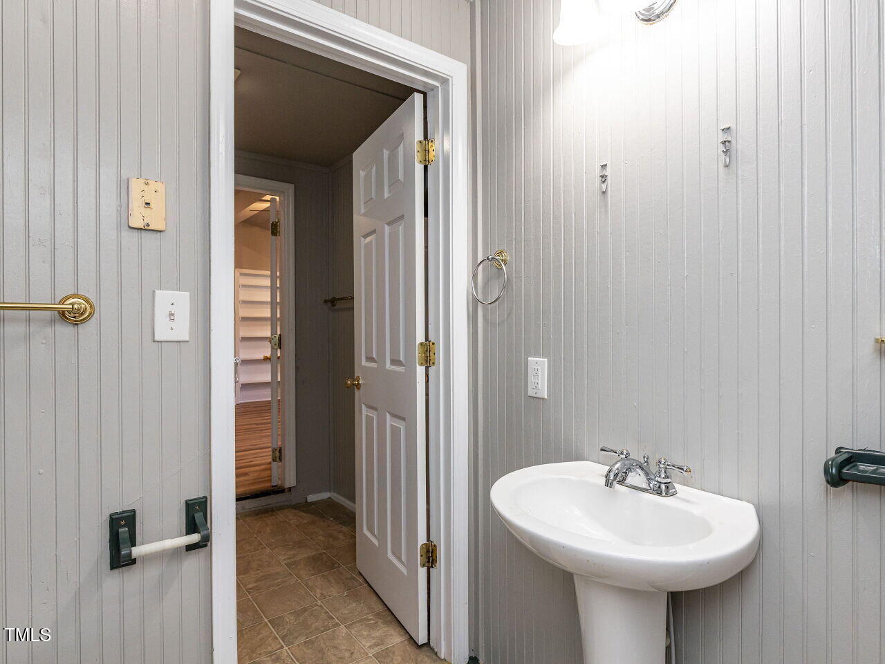 3009 East Garner Road Raleigh, NC 27610 - Photo 34 of 65 035-1280x960-basement-bath