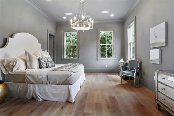 $10,000 | 536 Nashville Avenue, New Orleans, LA 70115