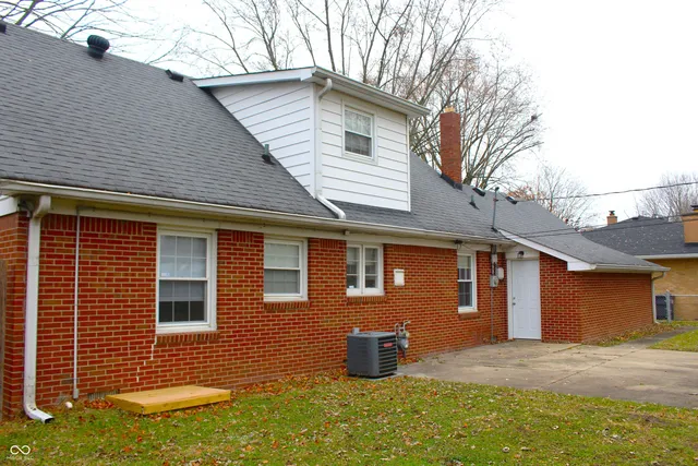 $220,000 | 1905 East 47th Street, Anderson, IN 46013