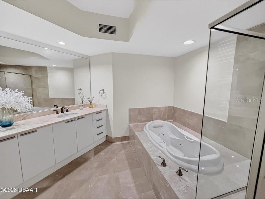 241 Riverside Drive, Unit 510 Daytona Beach, FL 32117 - Photo 24 of 77