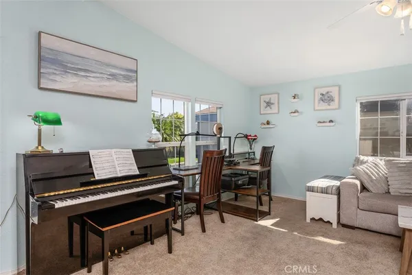 $335,000 | 5815 East La Palma Avenue, Unit 302, Anaheim, CA 92807