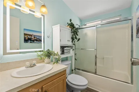 $335,000 | 5815 East La Palma Avenue, Unit 302, Anaheim, CA 92807