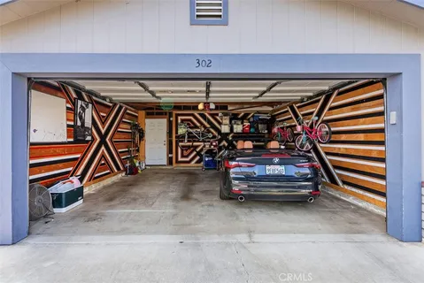 $335,000 | 5815 East La Palma Avenue, Unit 302, Anaheim, CA 92807