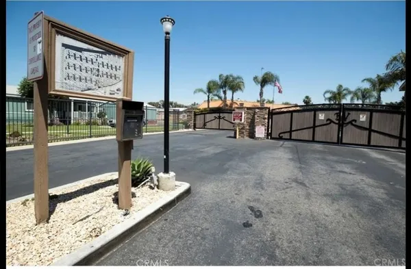 $335,000 | 5815 East La Palma Avenue, Unit 302, Anaheim, CA 92807