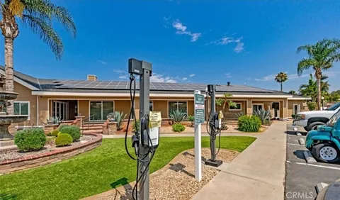 $335,000 | 5815 East La Palma Avenue, Unit 302, Anaheim, CA 92807