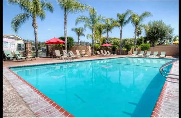 $335,000 | 5815 East La Palma Avenue, Unit 302, Anaheim, CA 92807