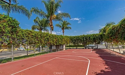 $335,000 | 5815 East La Palma Avenue, Unit 302, Anaheim, CA 92807