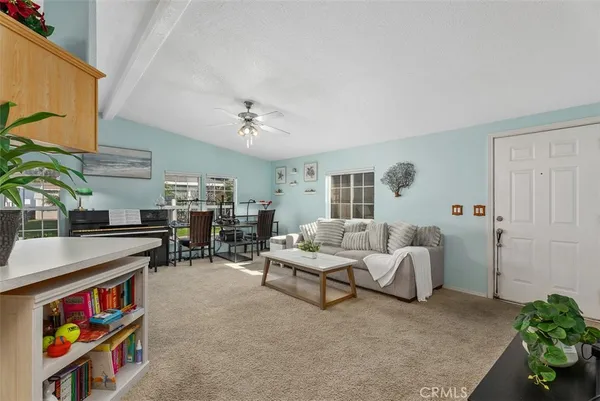 $335,000 | 5815 East La Palma Avenue, Unit 302, Anaheim, CA 92807
