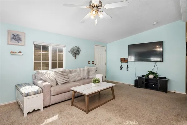 $335,000 | 5815 East La Palma Avenue, Unit 302, Anaheim, CA 92807