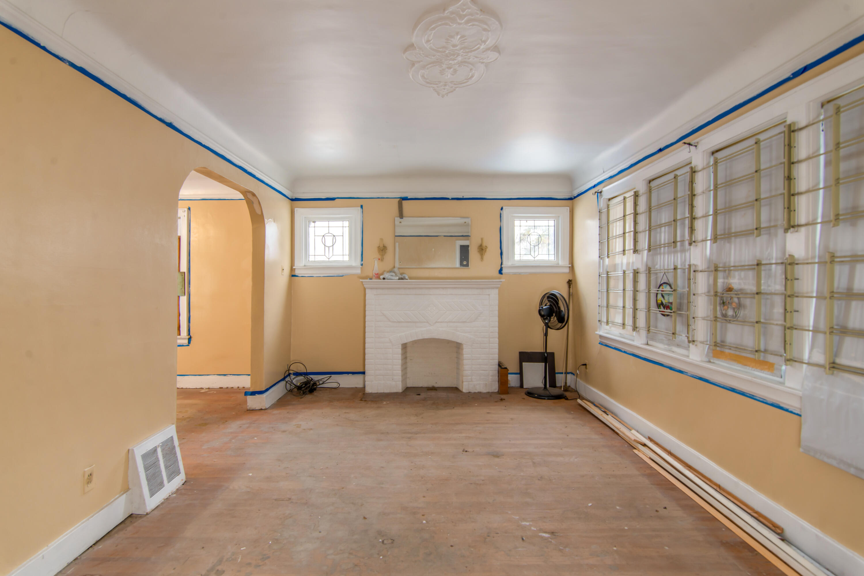 14741 Coram Street Detroit, MI 48205 - Photo 4 of 30 4