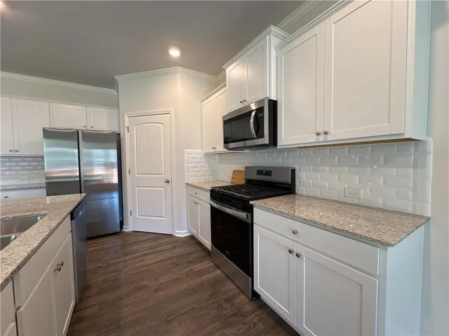 $2,400 | 61 Biltmore Place, Braselton, GA 30517