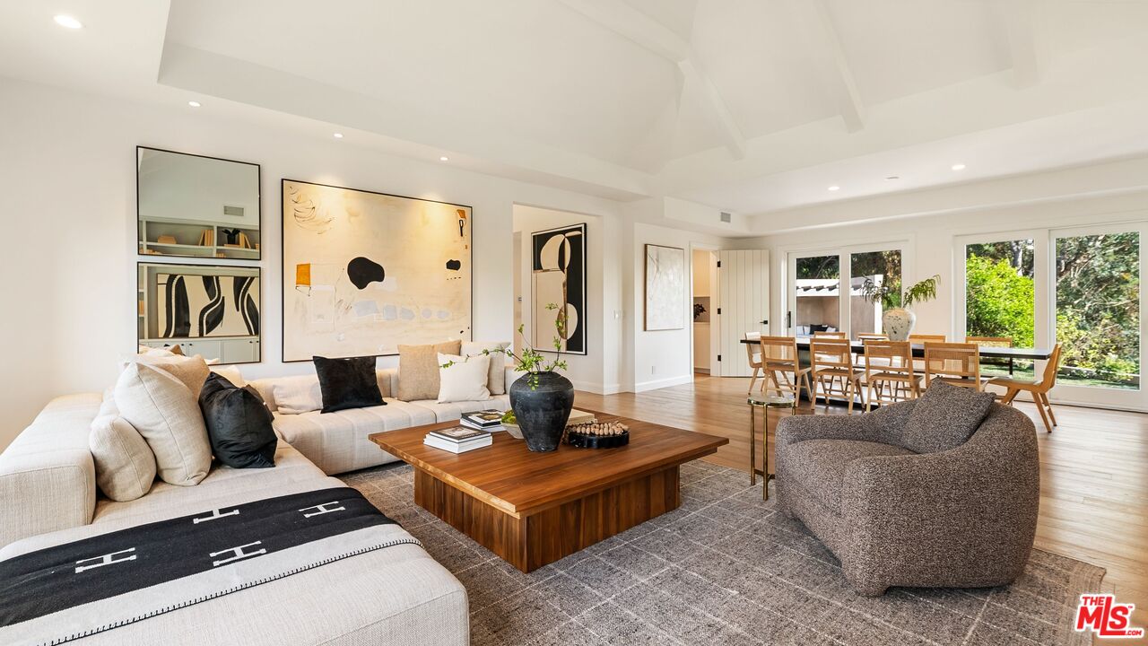 13146 Rivers Road Los Angeles, CA 90049 - Photo 6 of 42 a living room with furniture