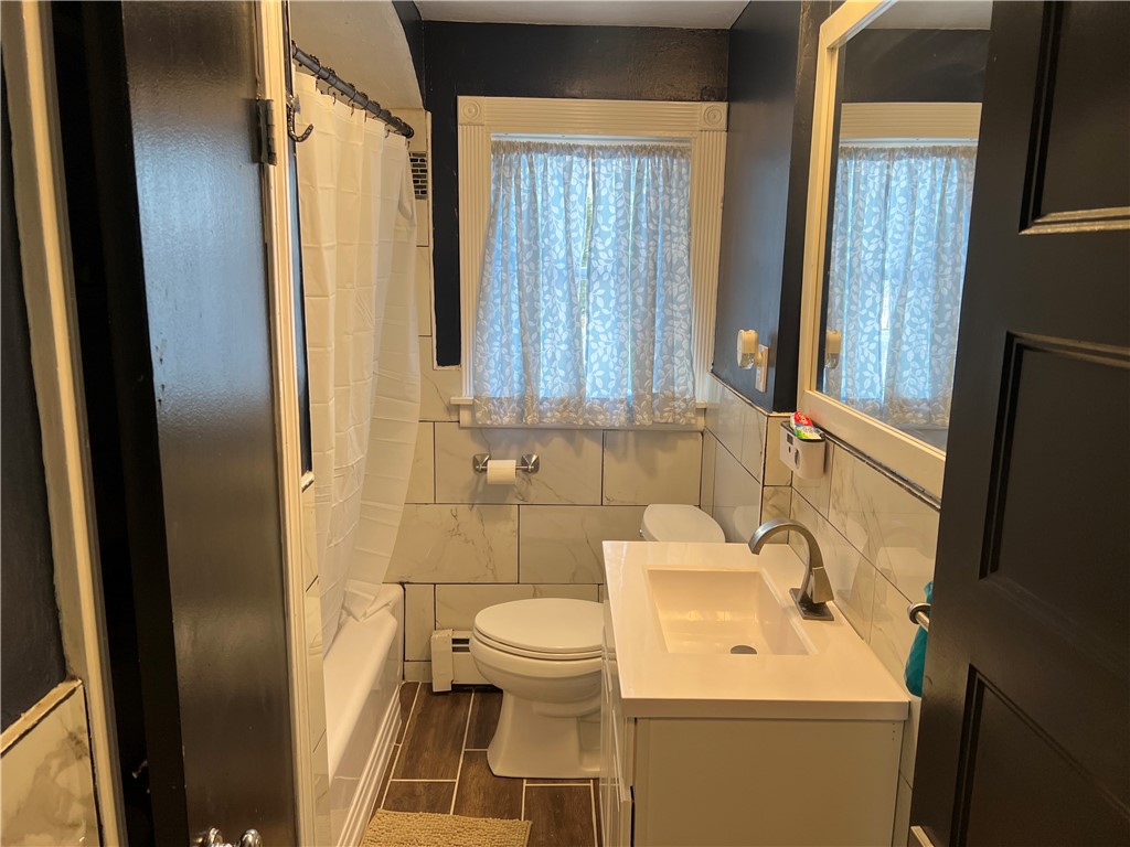 35 Welfare Avenue Warwick, RI 02888 - Photo 16 of 42