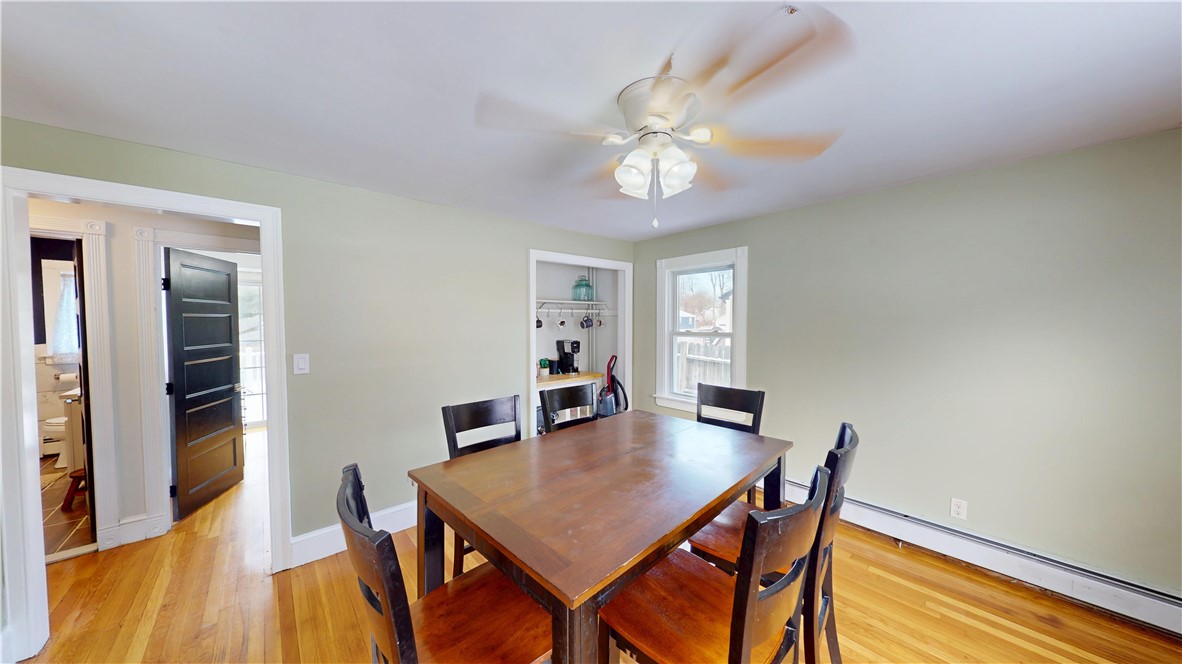 35 Welfare Avenue Warwick, RI 02888 - Photo 6 of 42