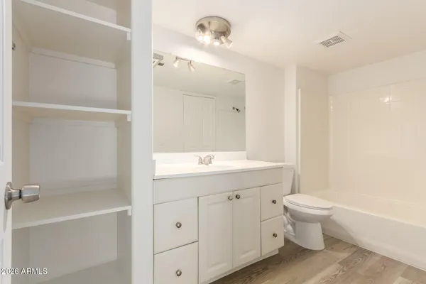 $235,000 | 1432 West Emerald Avenue, Unit 681, Mesa, AZ 85202