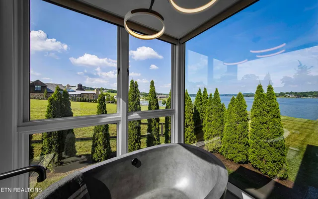 $9,950,000 | 10628 Albion Way, Knoxville, TN 37922