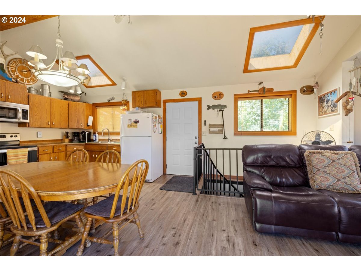36657 Snake River Road Huntington, OR 97907 - Photo 23 of 42 Gallery Image 23