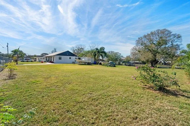 $370,000 | 608 Southeast 8th Avenue, Okeechobee, FL 34974