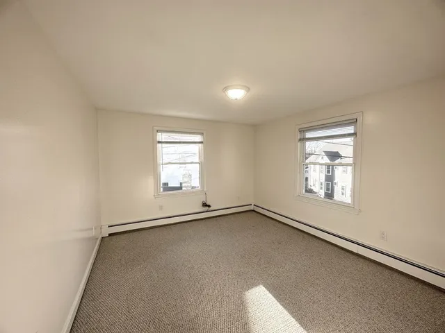 $2,200 | 381 South Main Street, Unit 2, Haverhill, MA 01835