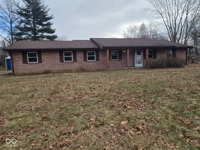 $159,000 | 3687 North Countryside Drive, Terre Haute, IN 47803