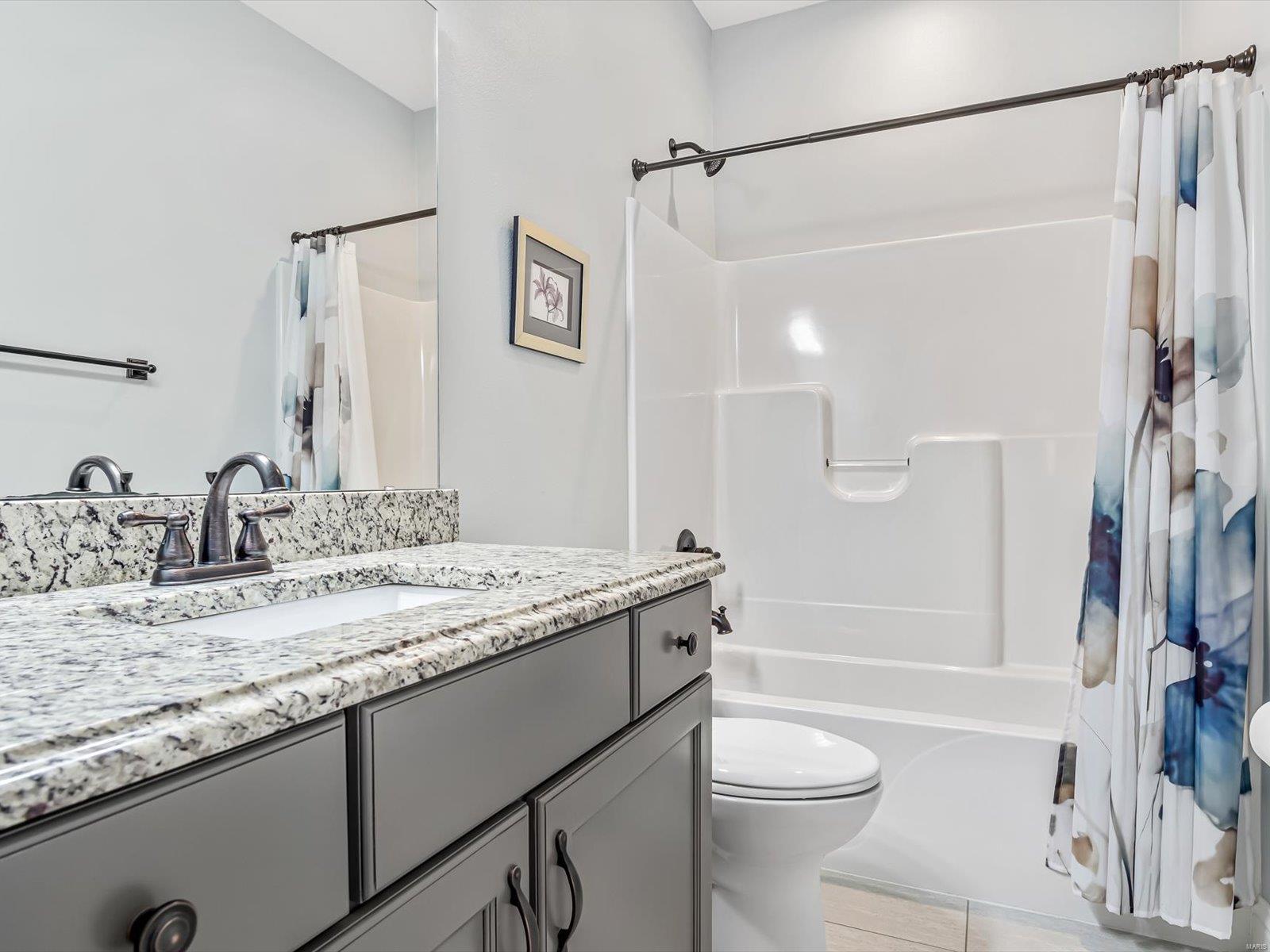 1313 Rutledge Drive Troy, IL 62294 - Photo 15 of 32