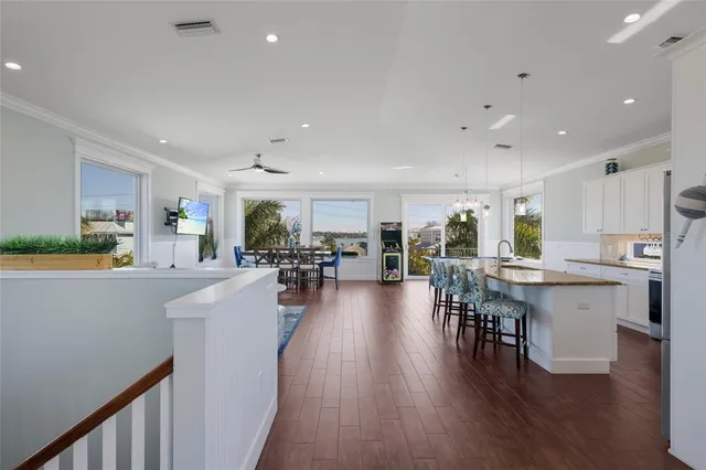 $3,000,000 | 206 Church Street North, Bradenton Beach, FL 34217