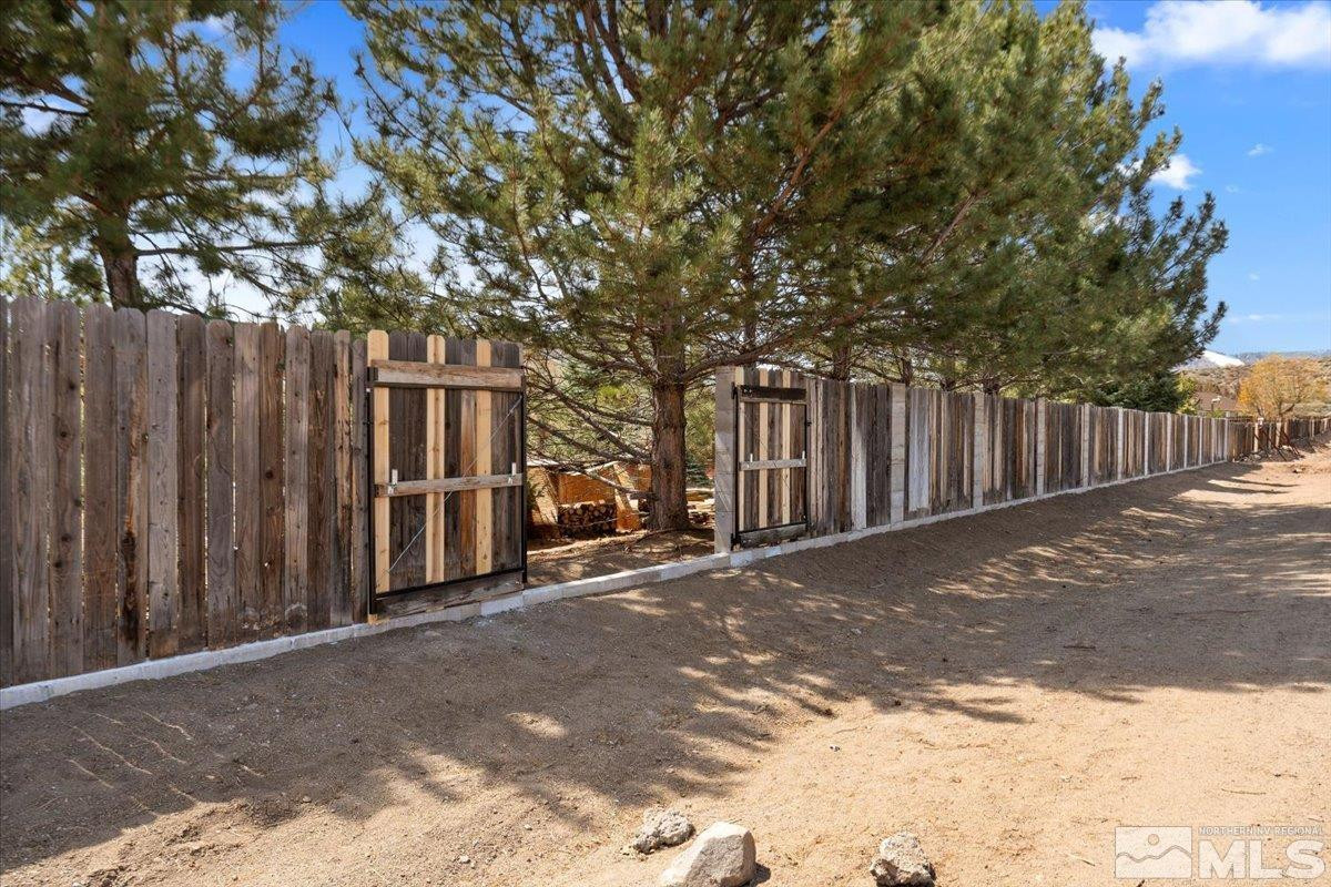 21055 Rainier Drive Reno, NV 89508 - Photo 34 of 36 Photo 34