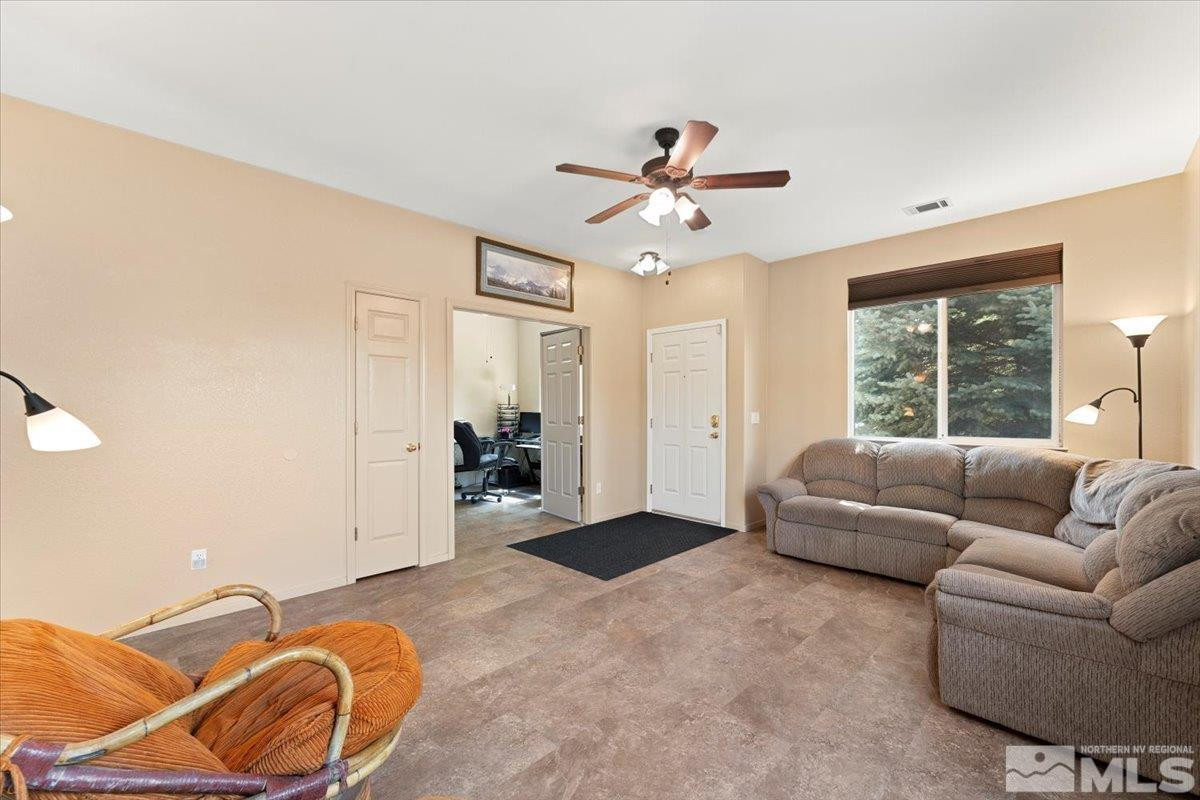 21055 Rainier Drive Reno, NV 89508 - Photo 4 of 36 Photo 4