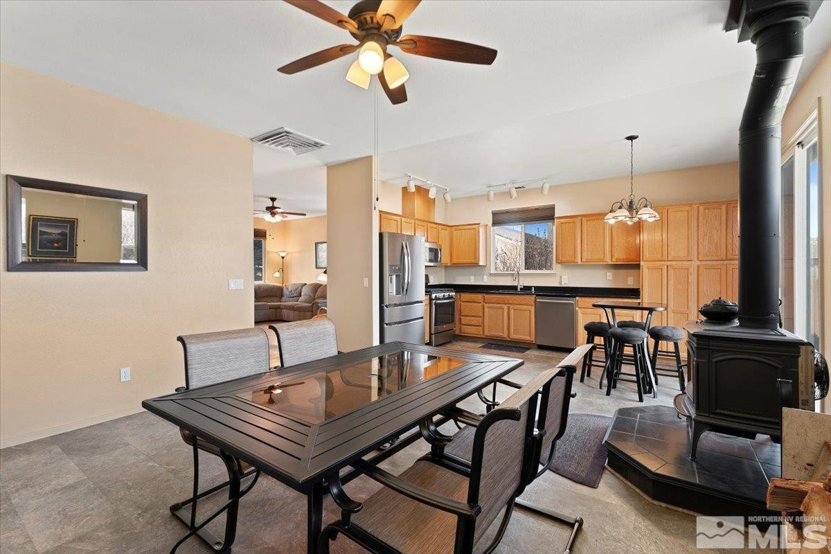 21055 Rainier Drive Reno, NV 89508 - Photo 8 of 36 Photo 8