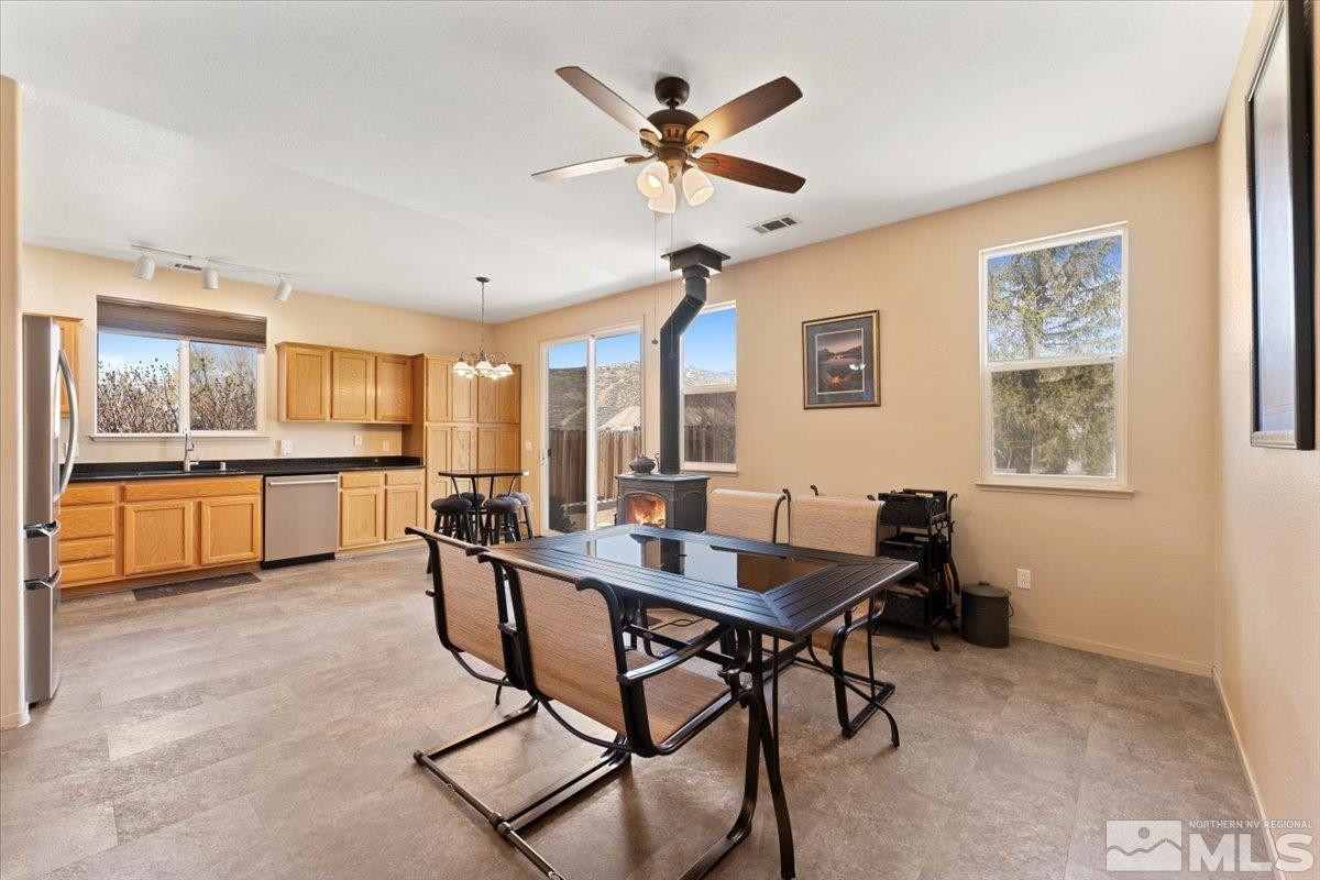 21055 Rainier Drive Reno, NV 89508 - Photo 9 of 36 Photo 9
