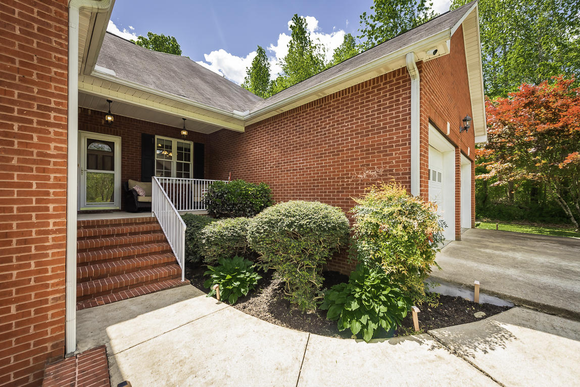422 Jackson Road Hixson, TN 37343 - Photo 4 of 59 DSC_3535