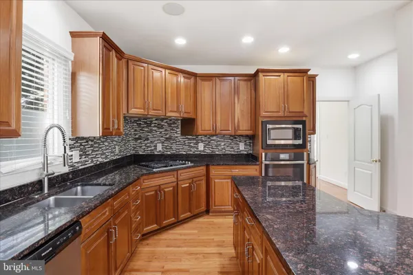$6,000 | 23059 Bronstein Lane, Brambleton, VA 20148