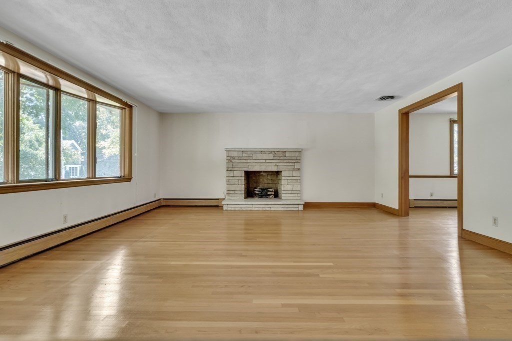 52 Cottonwood Road Wellesley, MA 02482 - Photo 5 of 20