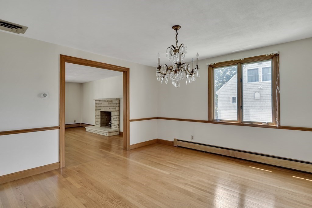 52 Cottonwood Road Wellesley, MA 02482 - Photo 6 of 20