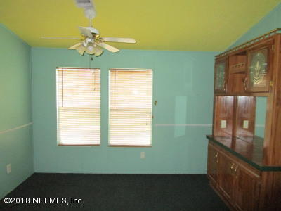 205 Katherine Road Jacksonville, FL 32218 - Photo 4 of 11 BREAKFAST AREA
